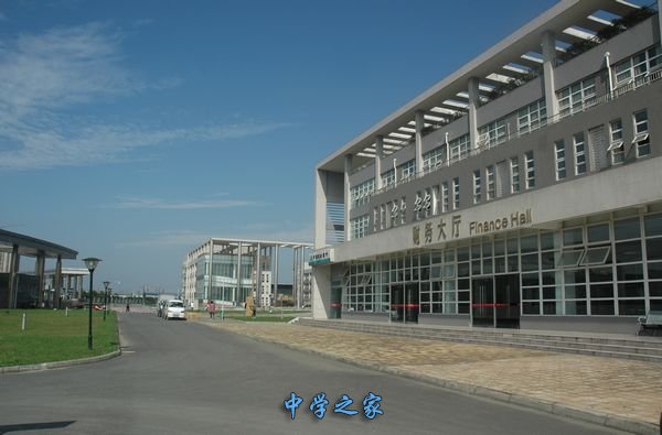 成都市技师学院校园风景