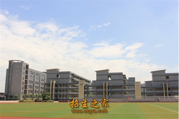 四川省宜宾市工业职业技术学校的助学政策及学校地址
