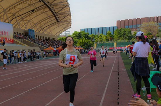 2019年长江师范学院招生老师QQ及电话