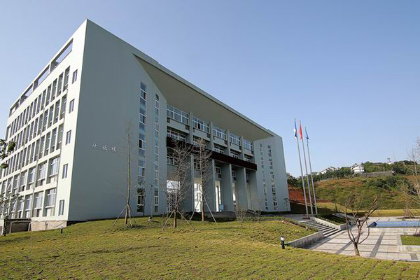 职业高中 职业高中