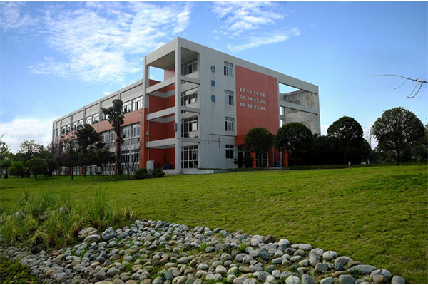 成都铁路卫生学校 成都铁路卫生学校