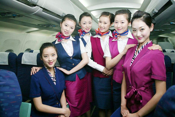 高中毕业可不可以去空乘学校 高中毕业可不可以去空乘学校