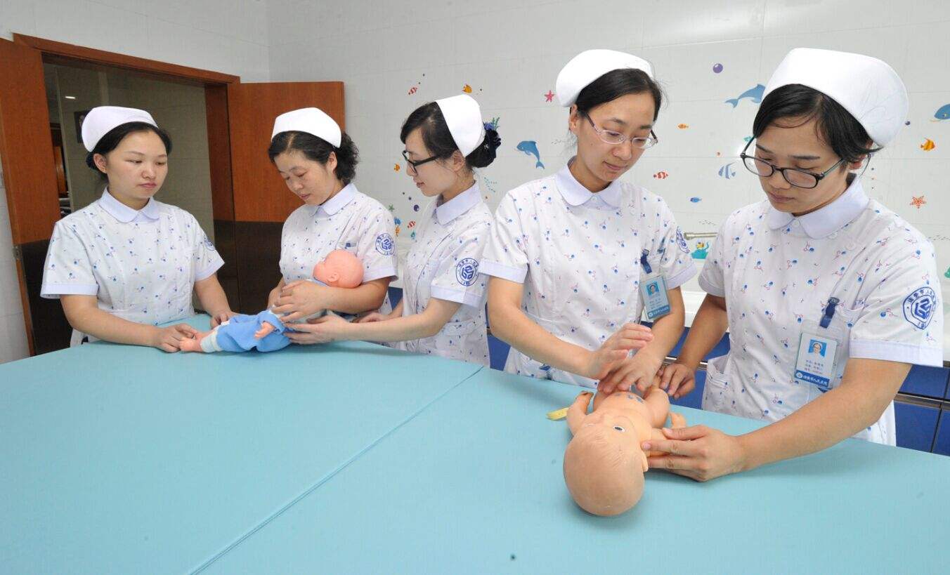 助产士 助产士