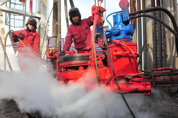 南充邮电工业学校2020-石油工程招生(中专+大专)