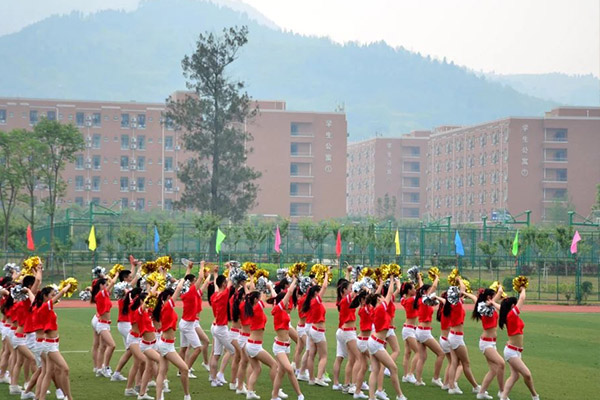 大学活动 大学活动