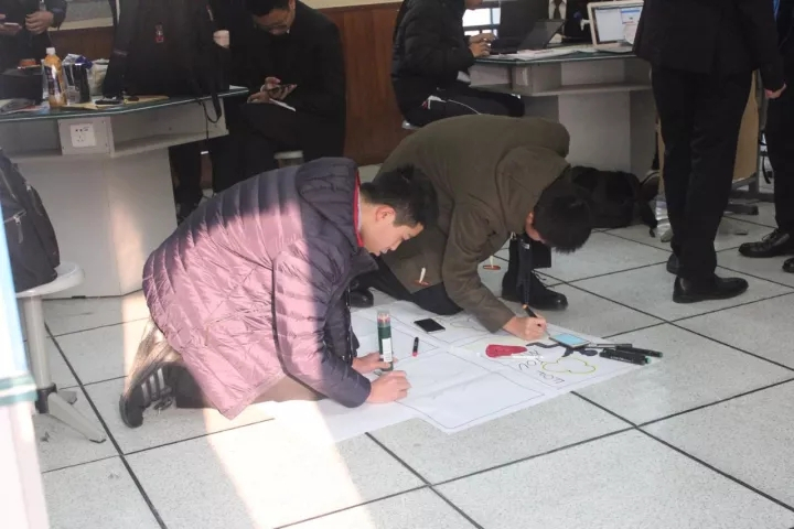 四省市高中生代表聚成都,争霸未来商业精英
