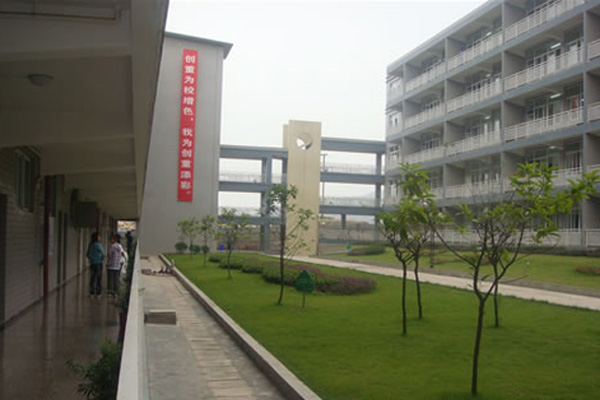 宜宾职高学校怎么样 宜宾职高学校怎么样