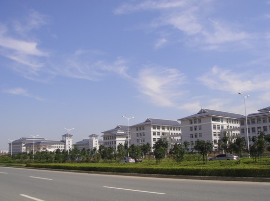 2025年信阳职业技术学院医学院怎么样