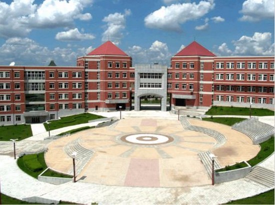 东北师范大学人文学院寝室宿舍条件与学校食堂环境图片