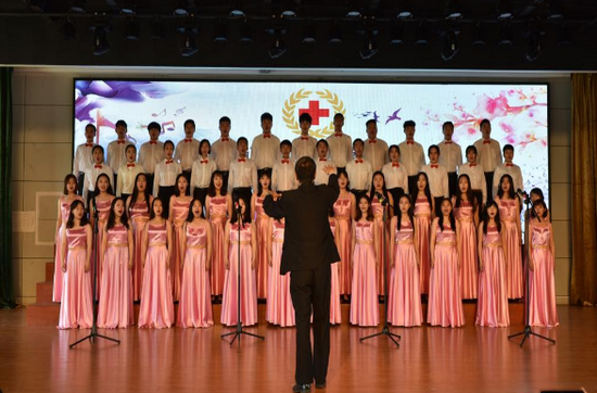 大连医科大学招生老师QQ及电话