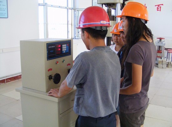 内蒙古北方职业技术学院招生办电话及联系方式