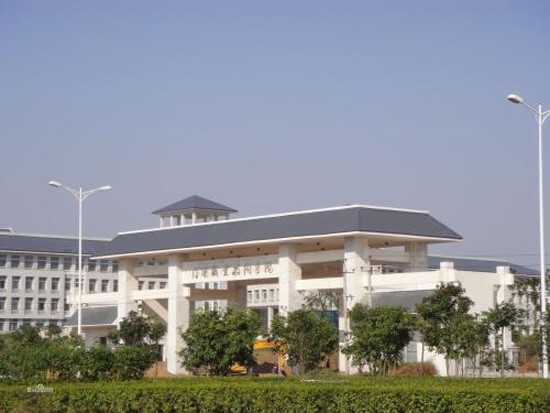 鹤壁职业技术学院医学院招生简介及招生计划要求