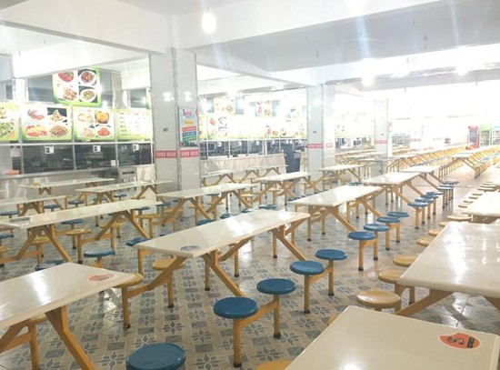 湘潭大学化学学院寝室宿舍条件与学校食堂环境图片