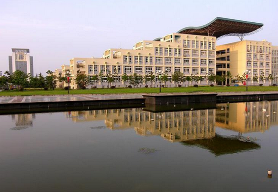 江汉大学医学院招生录取分数线