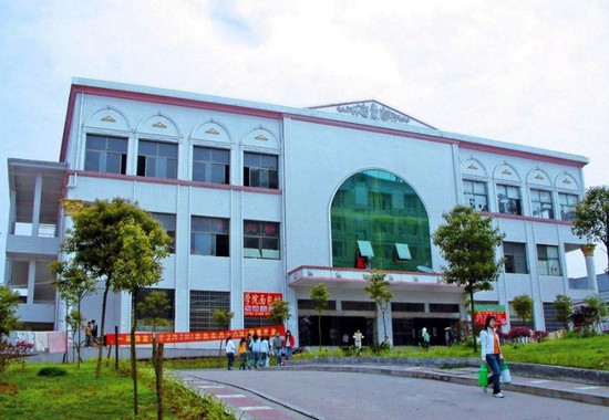 湖南交通工程学院寝室宿舍条件与学校食堂环境图片