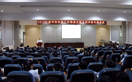 右江民族医学院地址在哪里