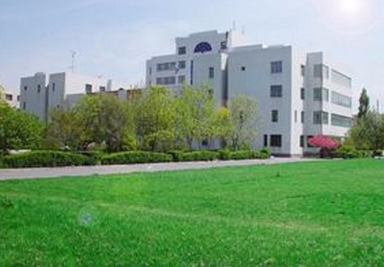 新疆现代职业技术学院寝室宿舍条件与学校食堂环境图片