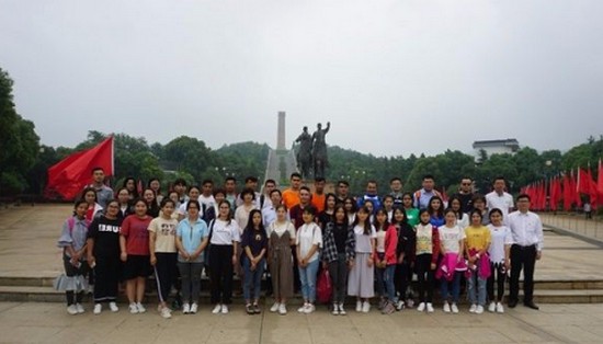 新疆现代职业技术学院学费是多少钱及收费标准