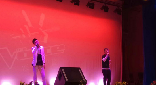 新疆维吾尔医学专科学校招生老师QQ及电话