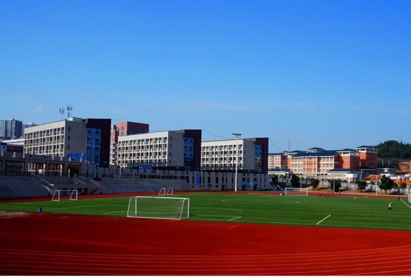 2025年四川省中医药高等卫生学校怎么样