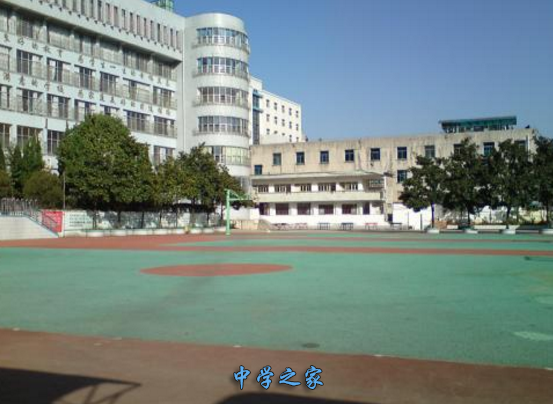 学校操场