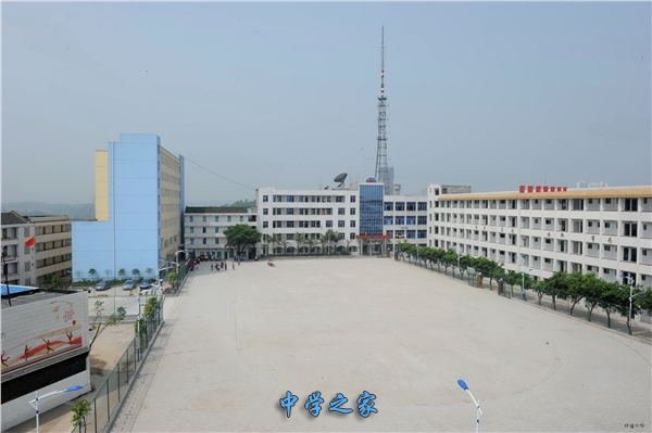 四川省梓潼中学2018年录取分数线