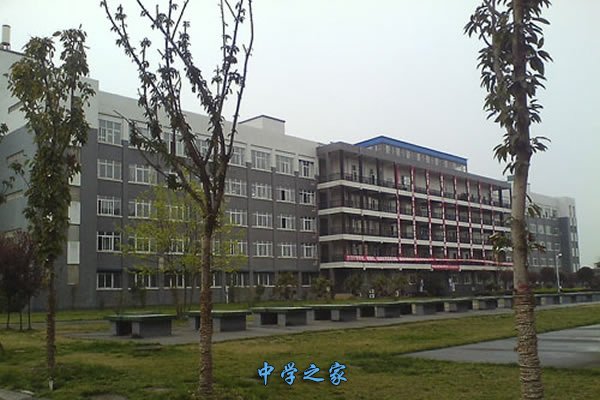 学校一景