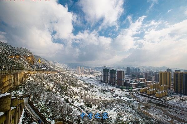 雪景中学校